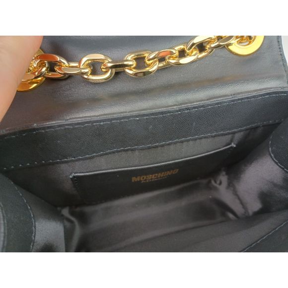 Moschino Couture Black Quilted Leather Gold Logo M Plaque Shoulder Bag - Picture 9 of 9